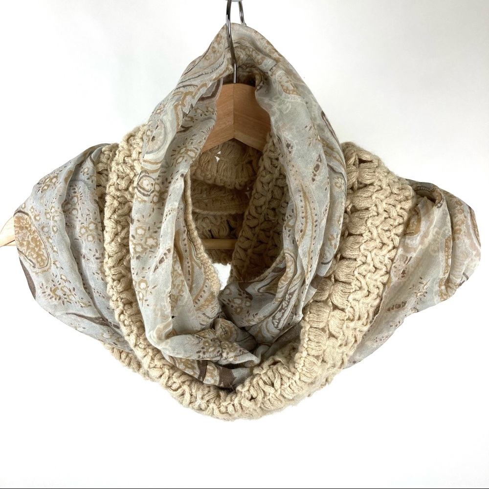 Collection Eighteen Split Texture Winter Infinity Scarf in Neutral Tones